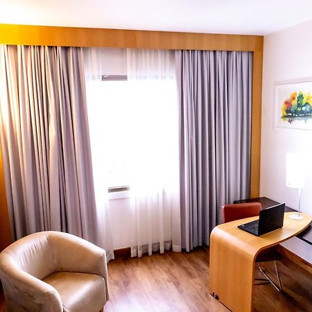 Novotel Porto Alegre Tres Figueiras Екстер'єр фото