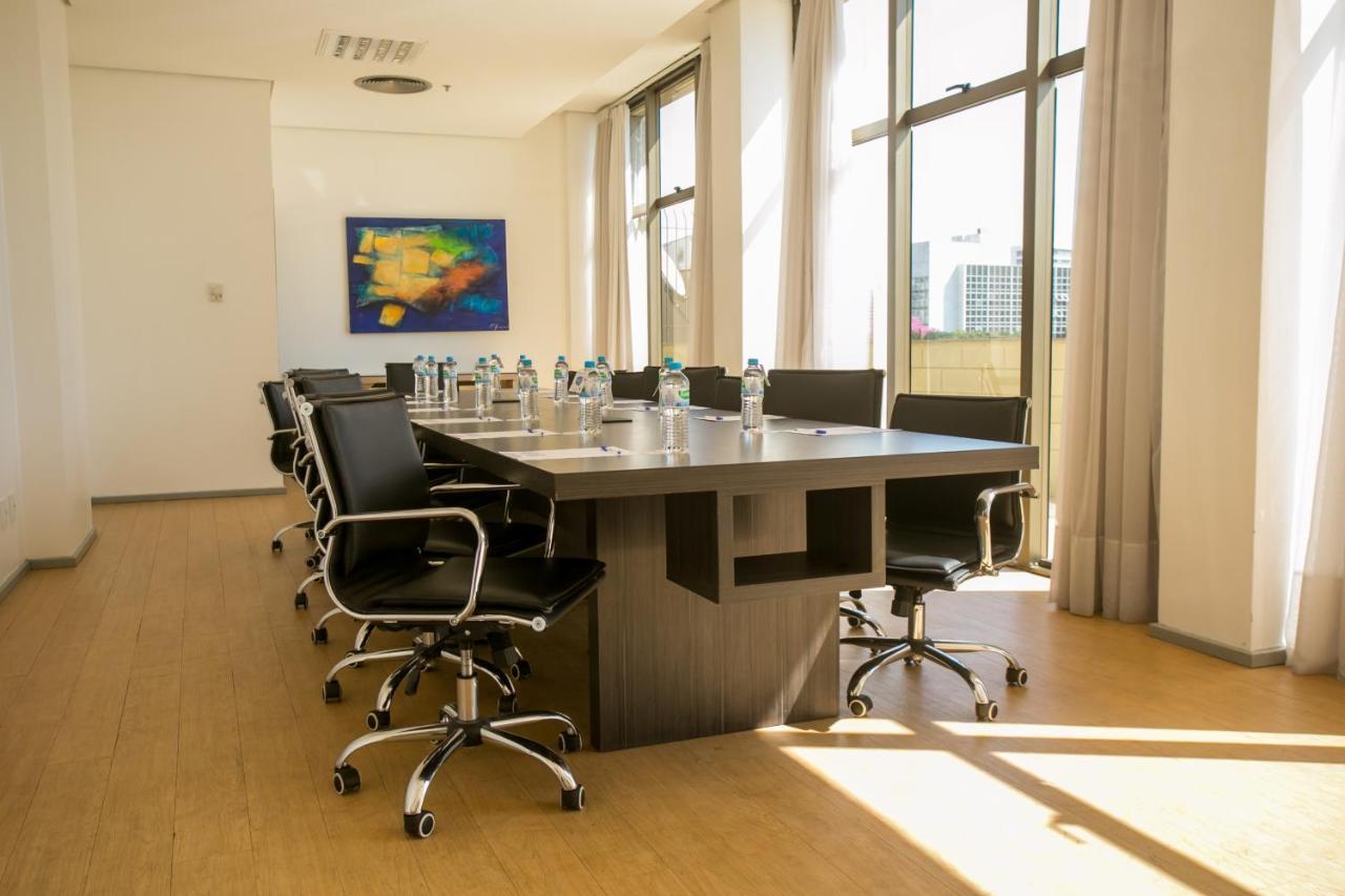 Novotel Porto Alegre Tres Figueiras Екстер'єр фото